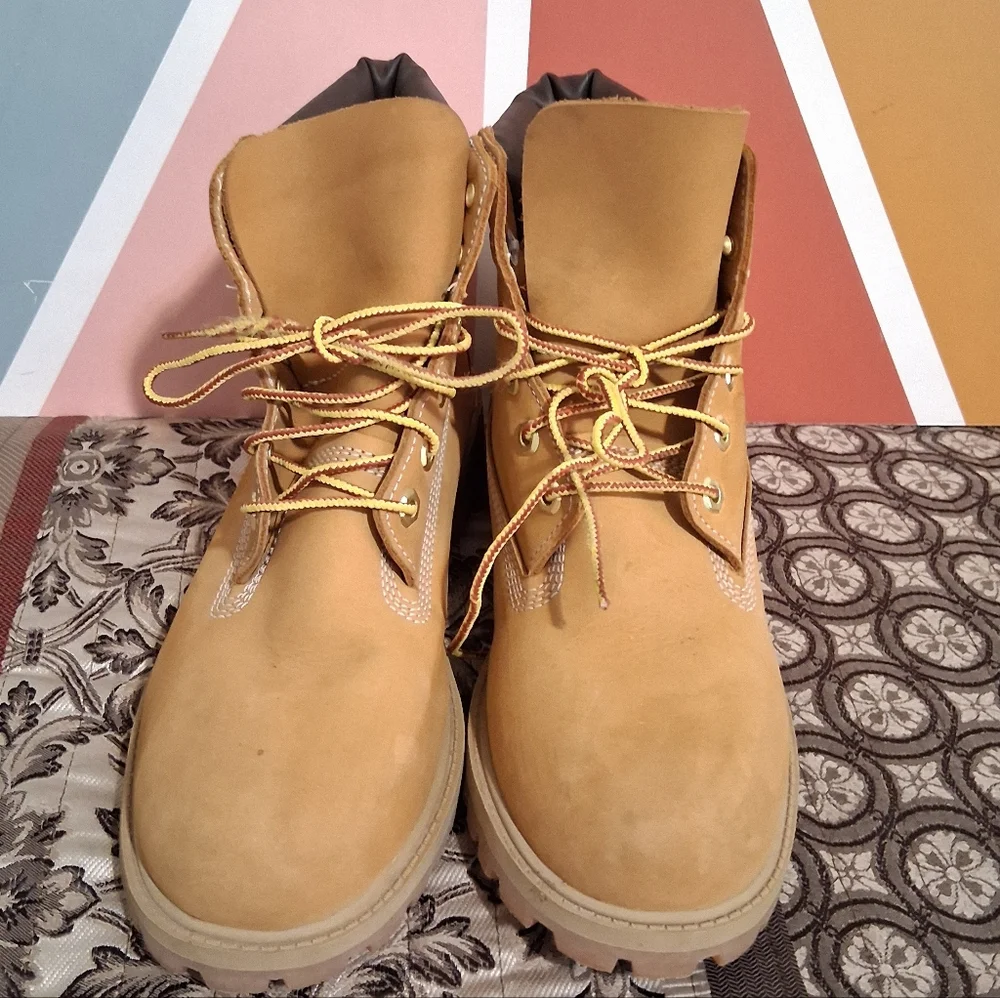 Timberland Juniors Sz6M Shoes Boots Tan-Brown Unisex Women (Sz8)‎ Waterproof